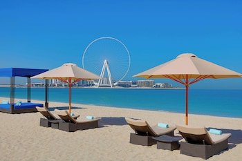 Private beach, free beach cabanas, sun loungers, beach umbrellas