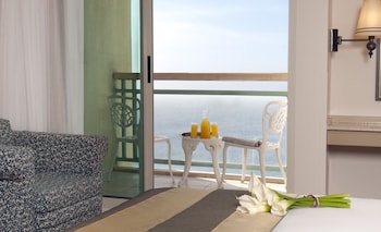 Executive Room, Balcony, Sea View | Premium bedding, pillowtop beds, minibar, in-room safe