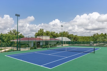 Tennis court