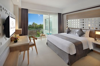 Panyembrahma - Superior Double or Twin Room with  balcony  | Minibar, in-room safe, desk, laptop workspace