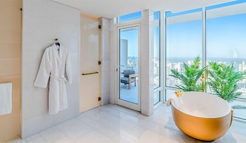 Four Bedroom Penthouse with a Private Pool | Bathroom | Separate tub and shower, deep soaking tub, designer toiletries