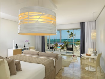 Junior Suite Ocean Front | Beach/ocean view