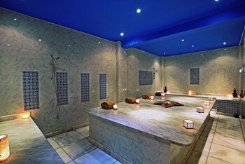 Couples treatment rooms, sauna, Turkish bath, body treatments