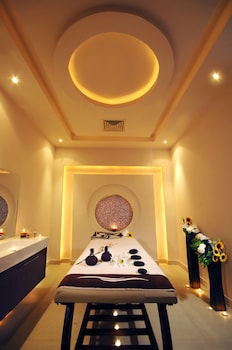 Sauna, Turkish bath, body treatments, hydrotherapy, facials